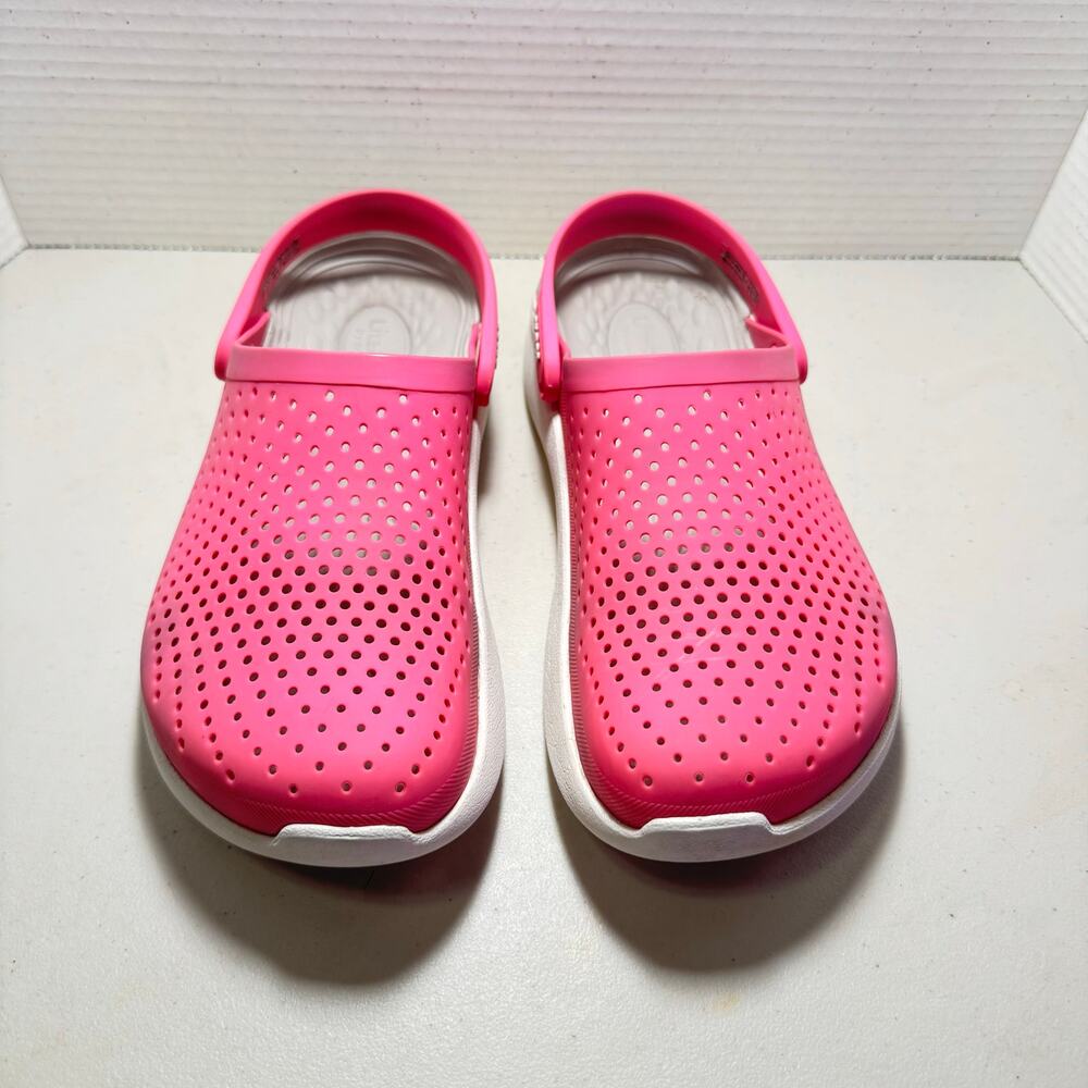 CROCS pink Lite Ride Clogs SZ W 9